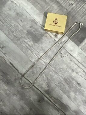 Premier Designs Retired 14 in Silver Matte Chain Necklace